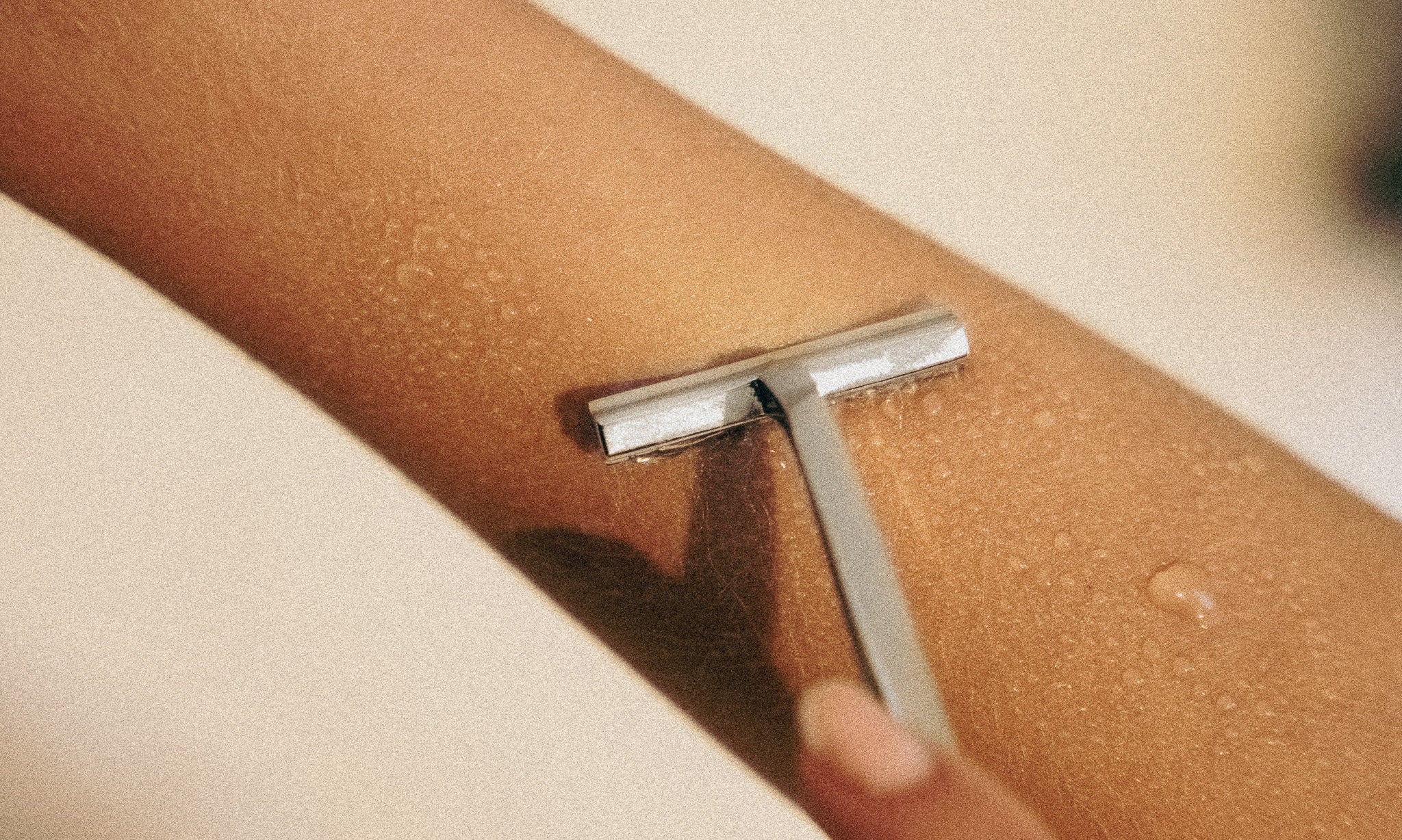 In-depth guide to ingrown hair prevention: Expert tips for smooth, healthy skin - Below Body