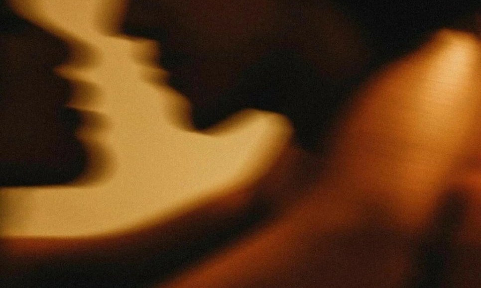 Valentine’s Day Ideas for Deeper Connection: Romantic Gifts, Getaways & At-Home Rituals - Below Body